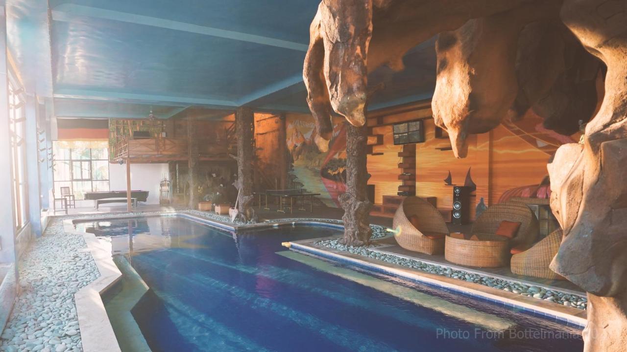 Hotel Bottelmania à Lovina Beach Extérieur photo