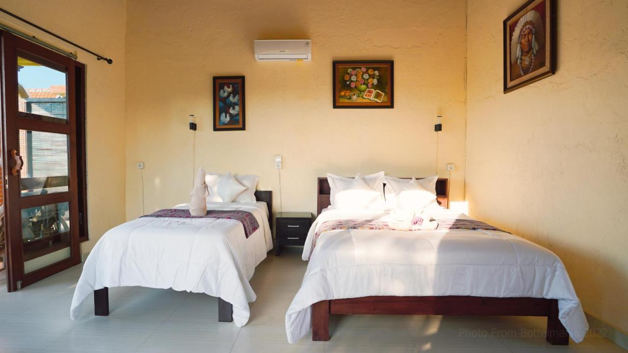 Hotel Bottelmania à Lovina Beach Extérieur photo