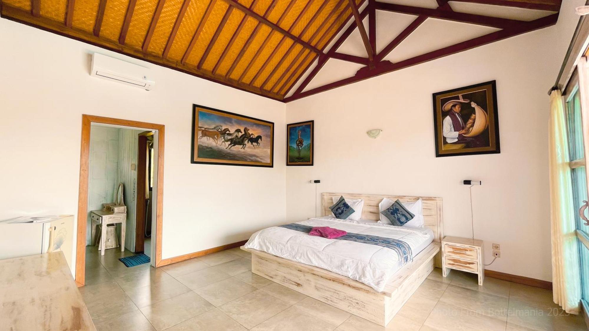 Hotel Bottelmania à Lovina Beach Extérieur photo