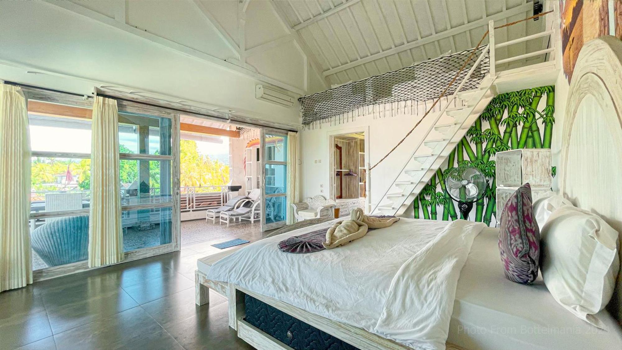 Hotel Bottelmania à Lovina Beach Extérieur photo